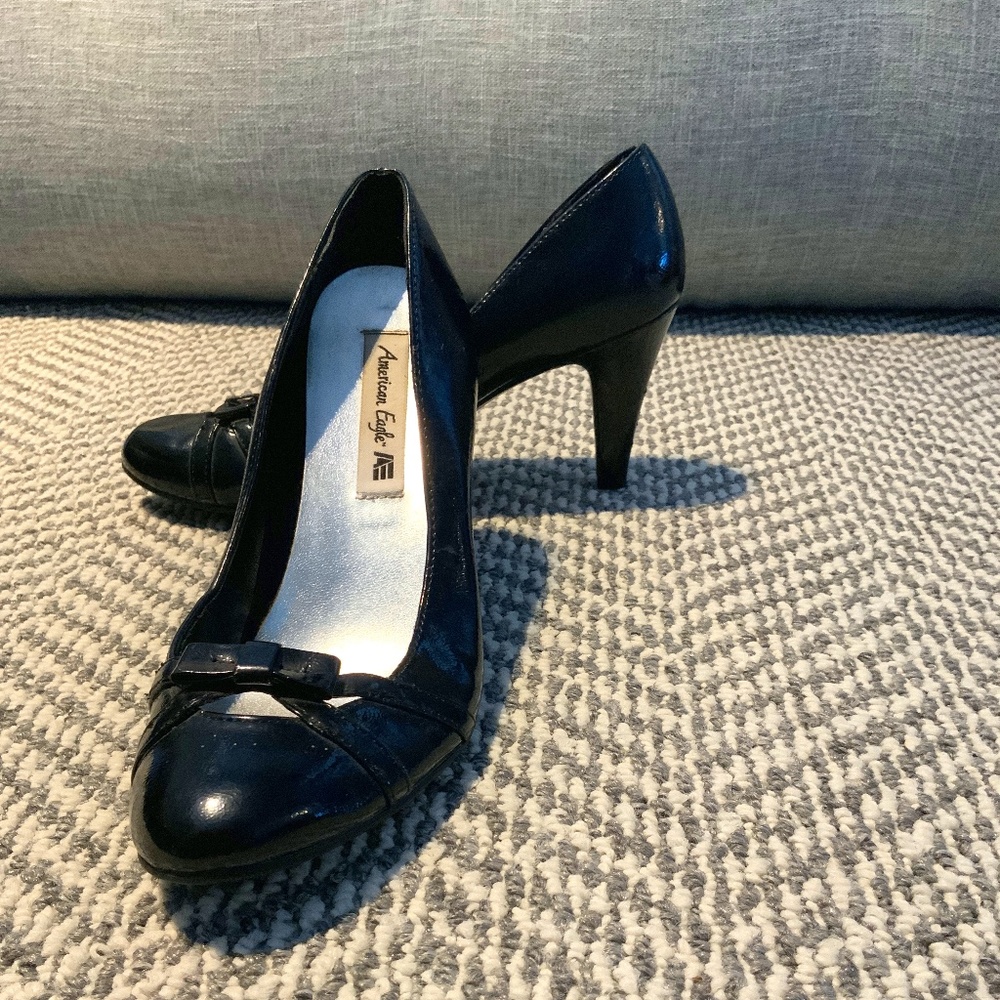 American eagle black heels